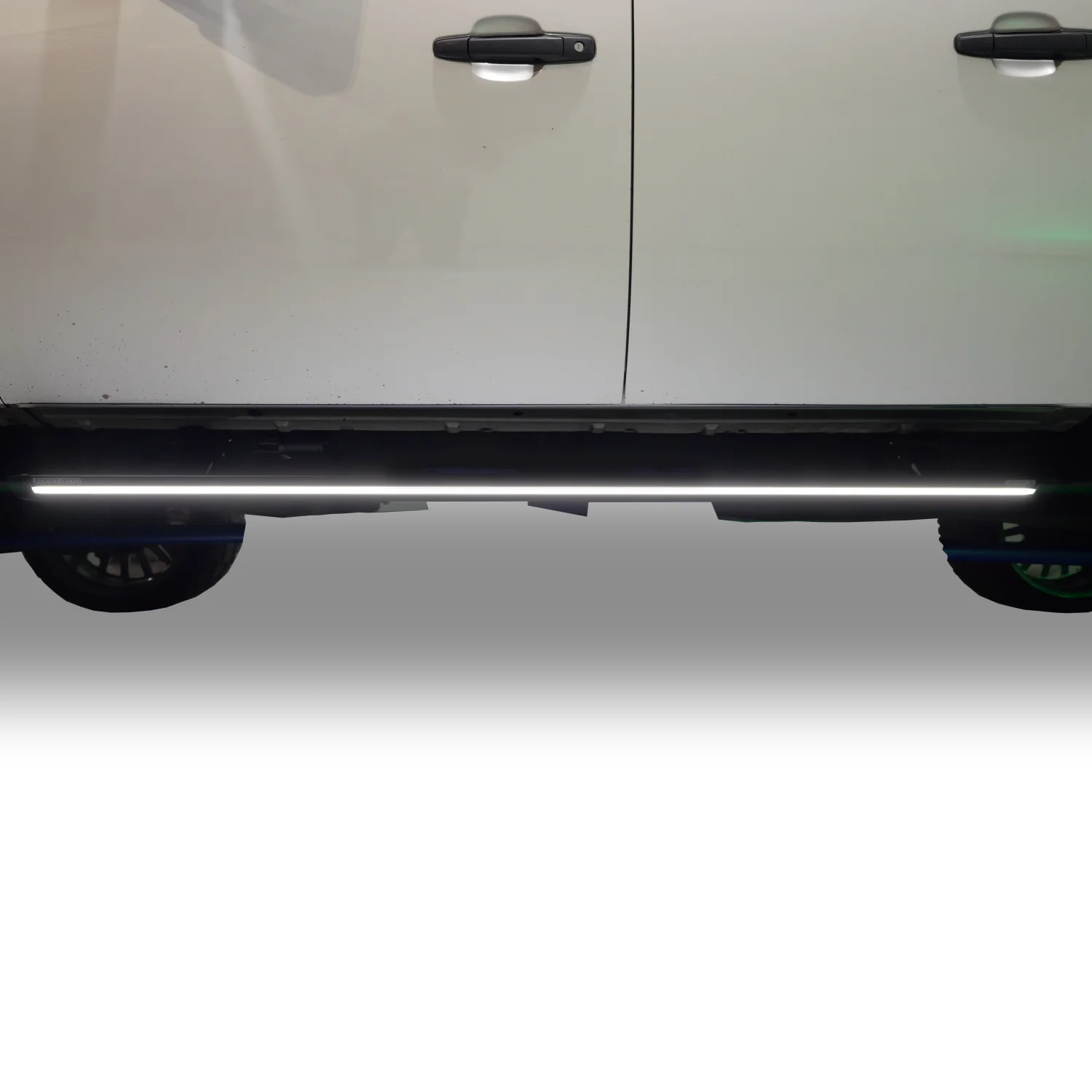 Lumastep M2 Powered Light Up Running Boards | 2007.5-2014 Chevy Silverado & GMC Sierra - J. C. Star Autoworks, Inc.