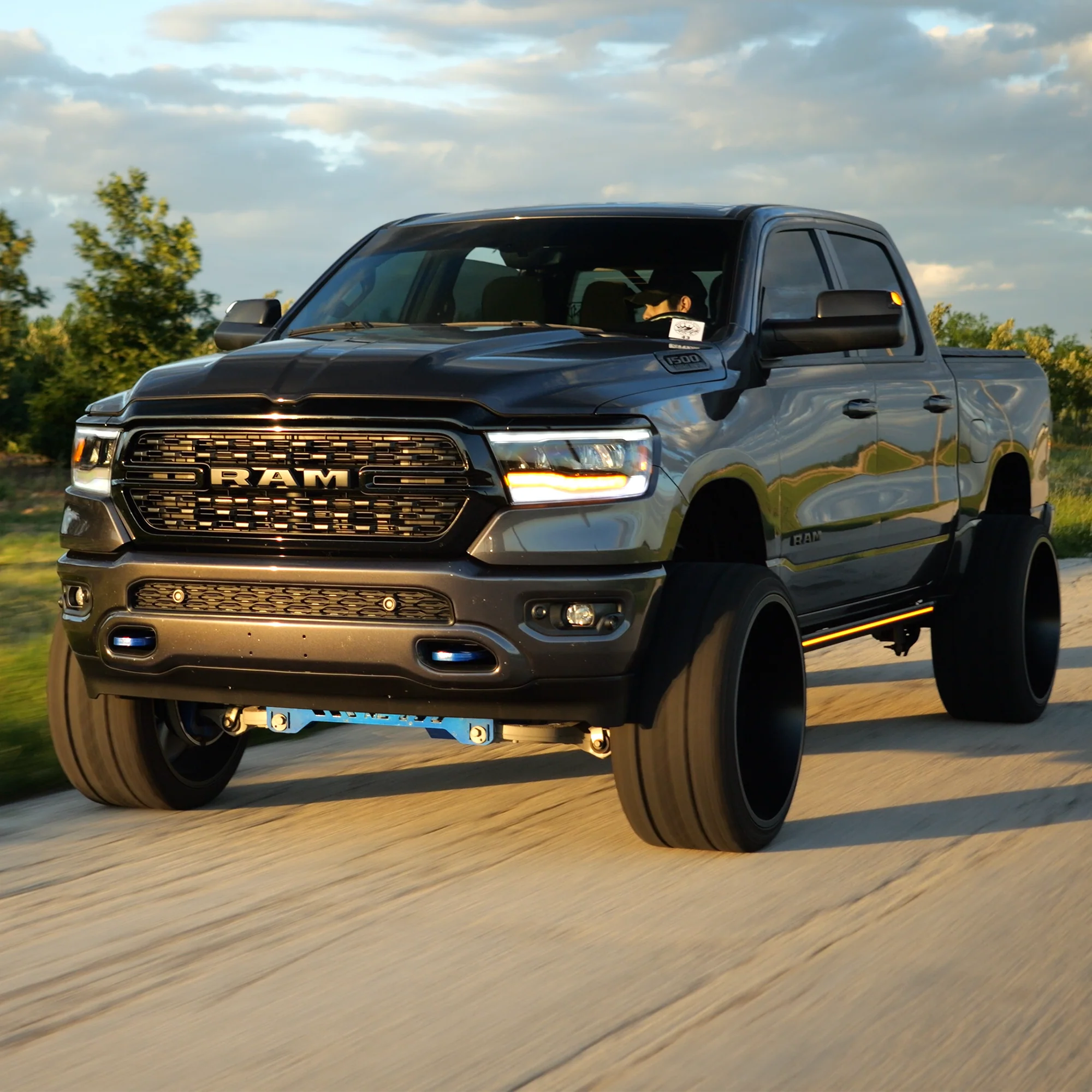 Lumastep M2 Powered Light Up Running Boards | 2019-2024 Dodge Ram 1500 - J. C. Star Autoworks, Inc.