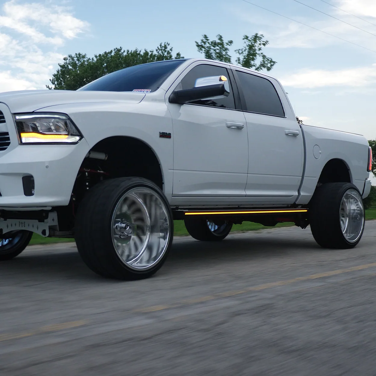 Lumastep M1 Light Up Running Boards | 2010-2018 Dodge Ram 2500/3500 - J. C. Star Autoworks, Inc.