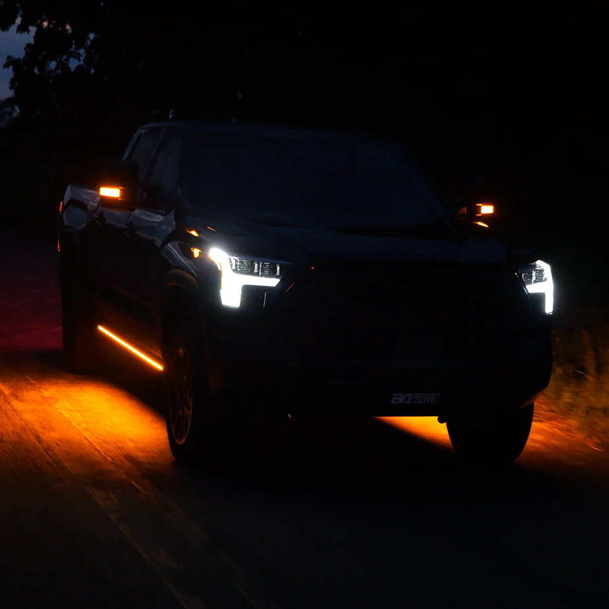 Lumastep M2 Powered Light Up Running Boards | 2022-2026 Toyota Tundra - J. C. Star Autoworks, Inc.